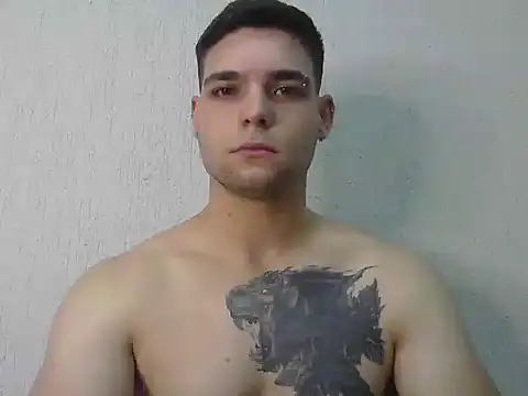 Snapshot of Zure-xxx chatting on January 2026 10:01:01 PM Zure-xxx online show from January 2026 10:01:01 PM