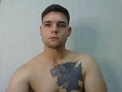 Snapshot of Zure-xxx chatting on January 2026 07:16:01 PM Zure-xxx online show from January 2026 07:16:01 PM