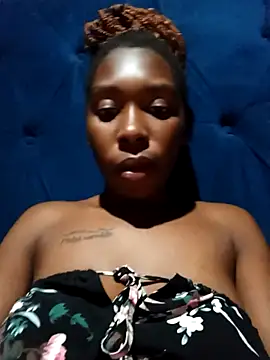 sexysmalldaily04 online show from November 2025 05:56:02 PM