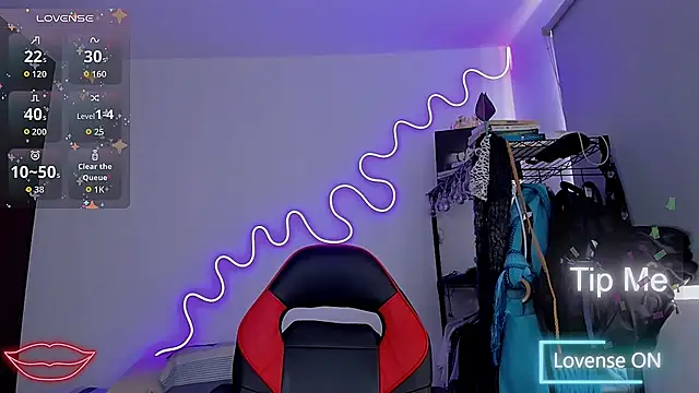 Snapshot of Lyric_Mirage chatting on November 2025 08:40:02 PM Lyric Mirage online show from November 2025 08:40:02 PM