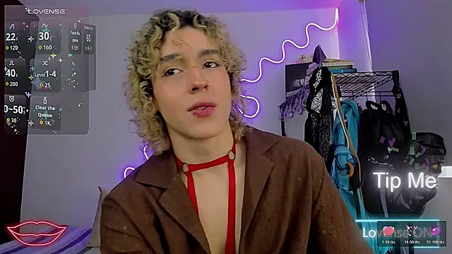 Snapshot of Lyric_Mirage chatting on November 2025 08:42:01 PM Lyric Mirage online show from November 2025 08:42:01 PM