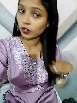 Anshika1431 online show from October 2025 12:41:02 PM