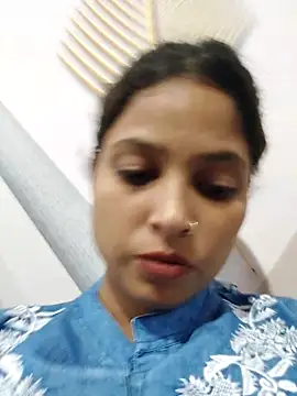 Anshika1431 online show from October 2025 03:30:01 AM