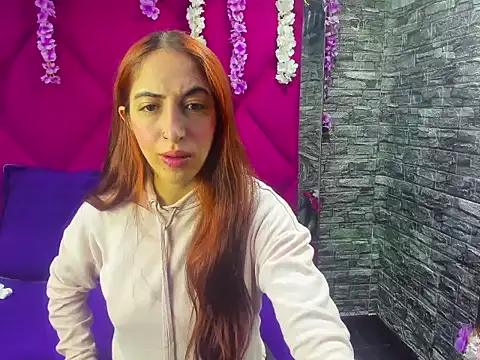 MariamGray1 online show from October 2025 05:25:02 PM