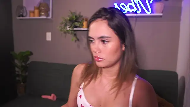 adahara miller17 online show from November 2025 01:49:01 AM