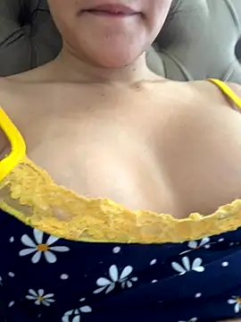 Snapshot of pietra9247 chatting on December 2025 02:26:01 PM pietra9247 online show from December 2025 02:26:01 PM