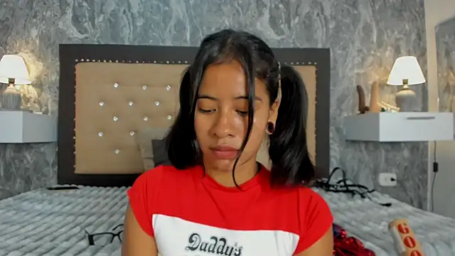 EuphoriaSavage online show from October 2025 01:45:02 PM