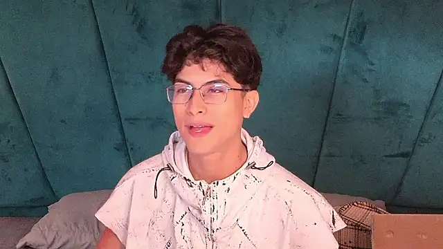 Aaron Eze online show from March 2026 03:15:02 PM