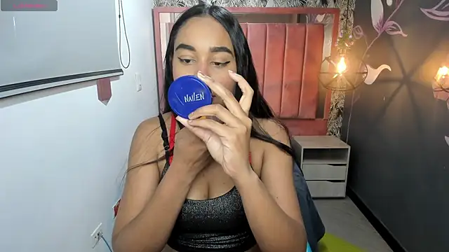 Rachel  Jonees online show from December 2025 12:14:01 PM