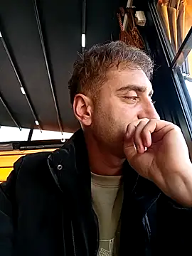 ahmetblk95 online show from November 2025 09:56:02 AM