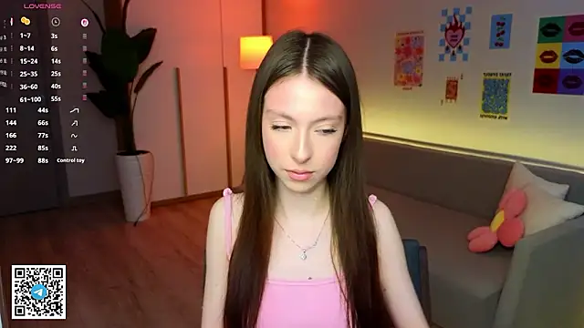 Yasmin Kass online show from March 2026 06:38:02 AM