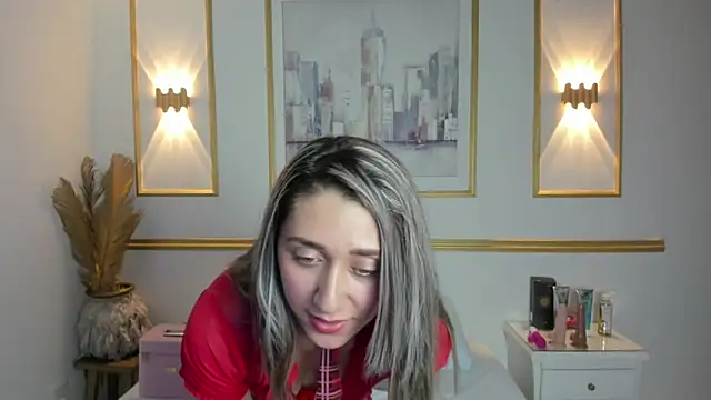 karlyy  online show from October 2025 07:15:02 PM