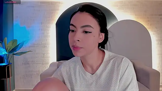 ChristineFord  online show from October 2025 12:39:02 PM