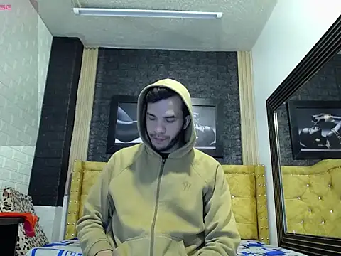 Snapshot of pether_hairy chatting on January 2026 01:30:01 AM pether hairy online show from January 2026 01:30:01 AM