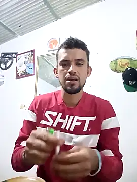 Snapshot of Crisjo29 chatting on March 2026 02:47:01 AM Crisjo29 online show from March 2026 02:47:01 AM