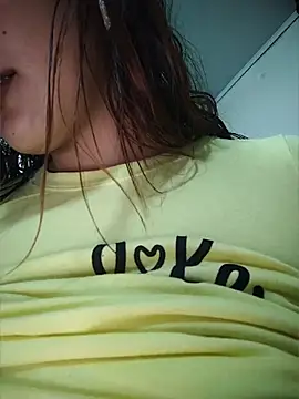 Snapshot of _Sofii_01 chatting on May 2026 02:28:01 AM Sofii 01 online show from May 2026 02:28:01 AM