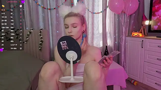 Snapshot of Sunshine_agata chatting on February 2026 04:46:02 AM Sunshine agata online show from February 2026 04:46:02 AM