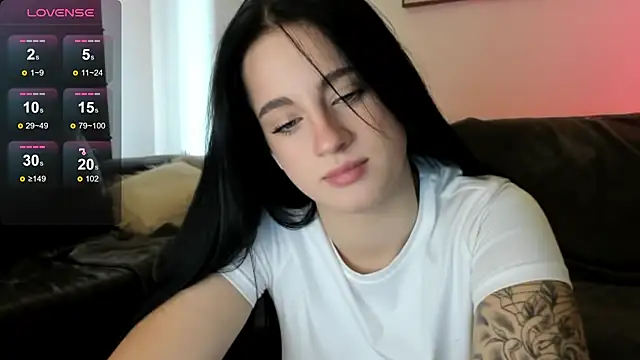 LexiSinnn online show from November 2025 07:18:02 AM