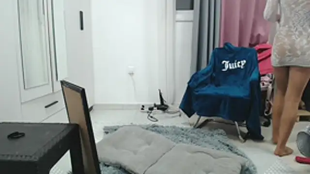 Your Desires07 online show from October 2025 10:15:01 PM