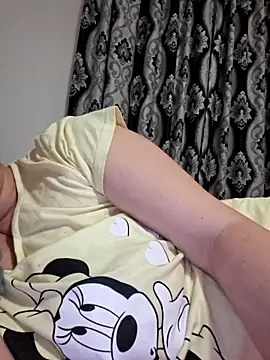 Ariana381 online show from November 2025 10:02:01 PM