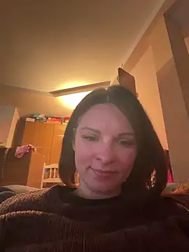 kinkysarahx online show from April 2026 05:07:01 PM