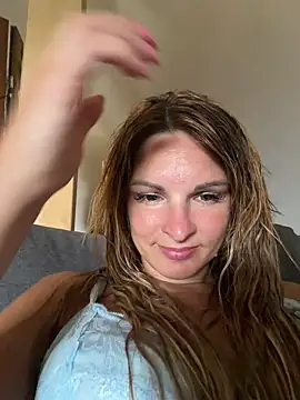 kinkysarahx online show from July 2026 11:08:02 AM