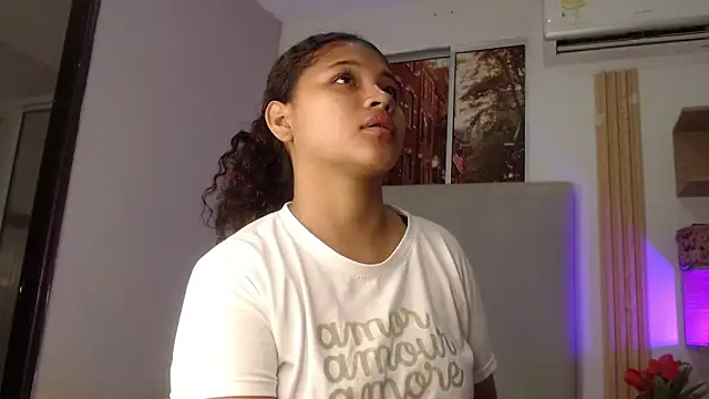 miel alisha online show from February 2026 12:11:01 PM