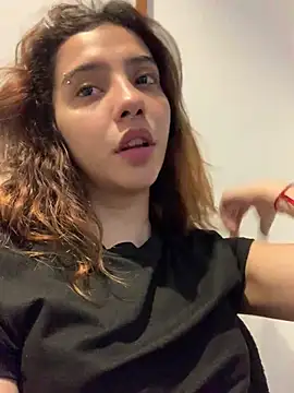 Snapshot of MiaaCute- chatting on April 2026 10:15:01 PM MiaaCute- online show from April 2026 10:15:01 PM