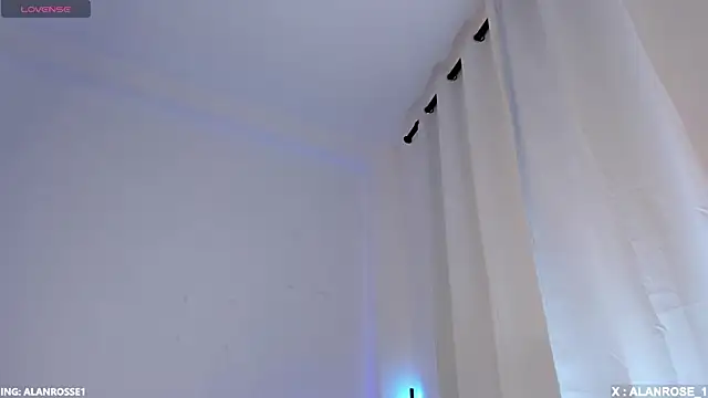 AlanRose01 online show from November 2025 01:23:02 PM