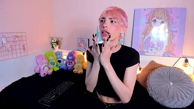 Strawberry Kitty  online show from October 2025 04:02:02 AM