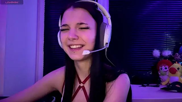 HanaMantanaDell online show from December 2025 03:21:01 PM