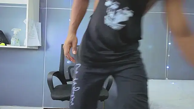 Stevenbrand online show from December 2025 07:12:02 PM