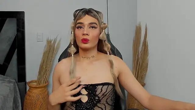 Amelia Brixton online show from December 2025 04:52:01 AM