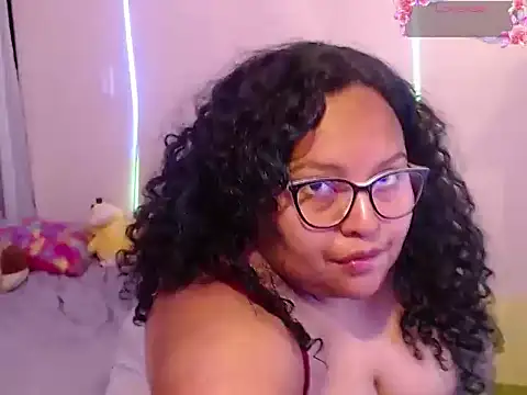 yvonne jlove online show from November 2025 12:54:01 AM