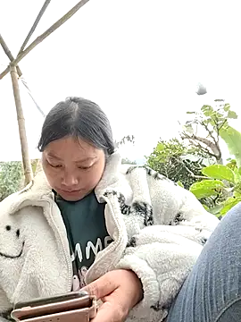 Sinhlinh2020 online show from December 2025 08:34:02 AM