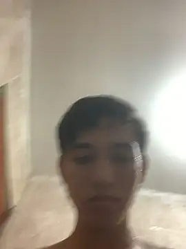 Snapshot of Alex_king17 chatting on April 2026 06:36:01 AM Alex king17 online show from April 2026 06:36:01 AM