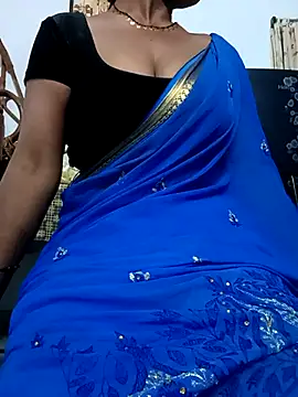 Sravya   online show from November 2025 06:58:01 AM