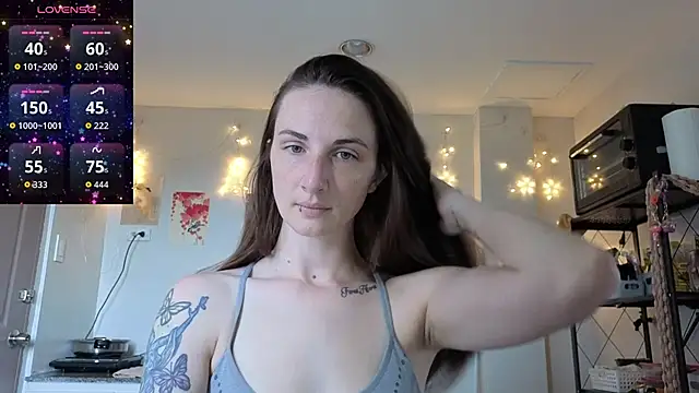 Snapshot of mistressaurora chatting on October 2025 08:11:02 AM mistressaurora online show from October 2025 08:11:02 AM