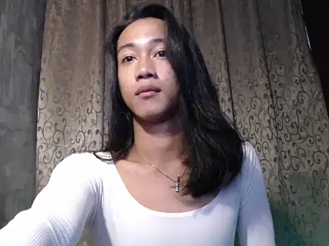 taylaxuxu online show from November 2025 08:25:02 PM