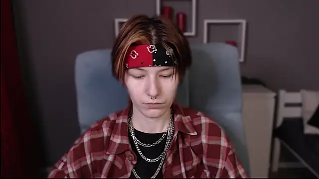 Snapshot of guitarandangell chatting on January 2026 05:11:01 AM guitarandangell online show from January 2026 05:11:01 AM