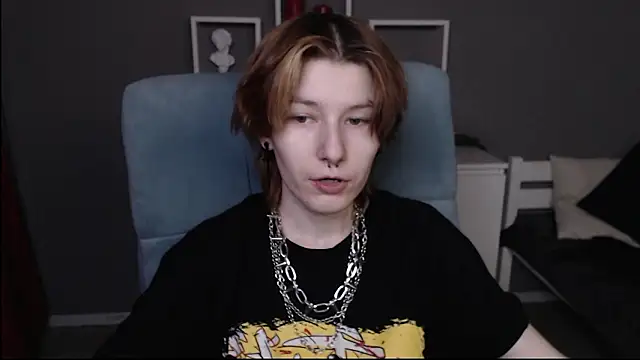 Snapshot of guitarandangell chatting on February 2026 09:04:02 AM guitarandangell online show from February 2026 09:04:02 AM