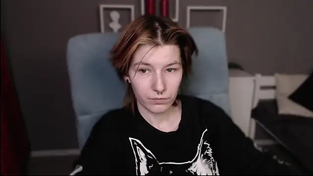 Snapshot of guitarandangell chatting on February 2026 07:37:01 AM guitarandangell online show from February 2026 07:37:01 AM