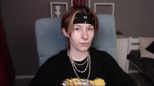 Snapshot of guitarandangell chatting on February 2026 10:34:02 AM guitarandangell online show from February 2026 10:34:02 AM