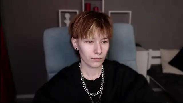 Snapshot of guitarandangell chatting on February 2026 08:54:01 AM guitarandangell online show from February 2026 08:54:01 AM