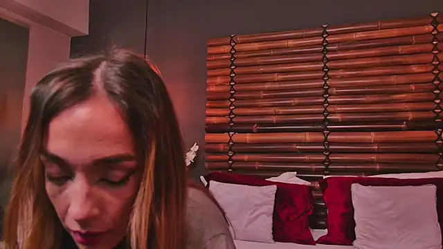 LolaVixxxen online show from January 2026 07:19:02 PM