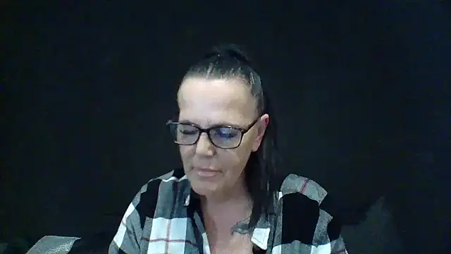 Raven Blue xox online show from November 2025 06:30:01 PM