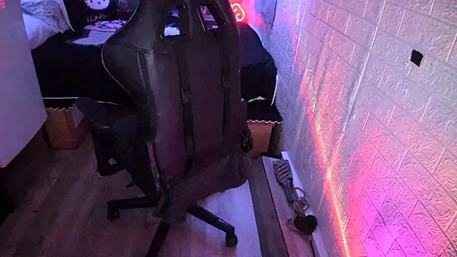 MartesBratty online show from February 2026 09:55:01 PM