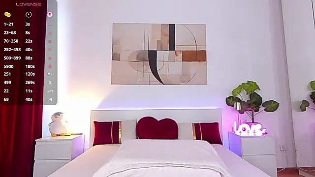 nadeen na online show from March 2026 01:33:01 PM