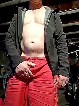 Snapshot of Sexyfab65 chatting on May 2026 04:40:01 AM Sexyfab65 online show from May 2026 04:40:01 AM