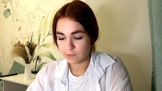 LunaAfrodita online show from October 2025 06:25:02 PM